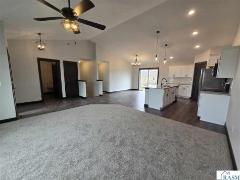 314 Falcon Run Eagle Lake MN 56024-1229
