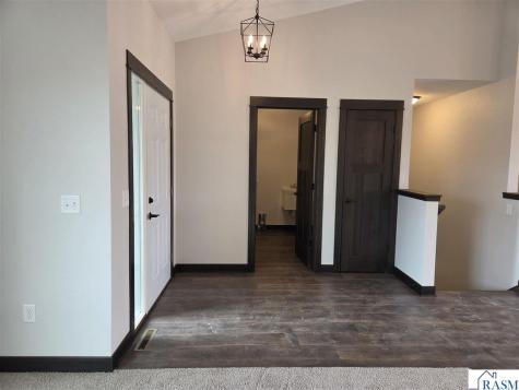 314 Falcon Run Eagle Lake MN 56024-1229