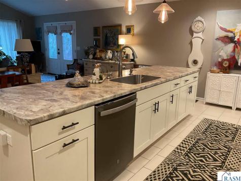523 Brooks Street Mankato MN 56001