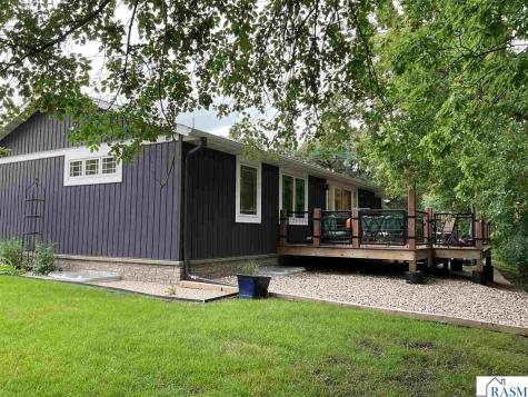 523 Brooks Street Mankato MN 56001