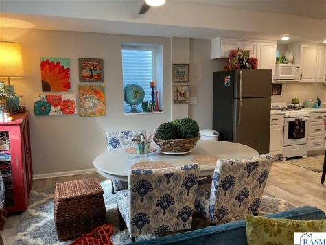 523 Brooks Street Mankato MN 56001