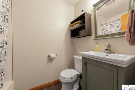 2306 Snowbird Lane North Mankato MN 56003