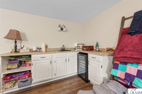2306 Snowbird Lane North Mankato MN 56003