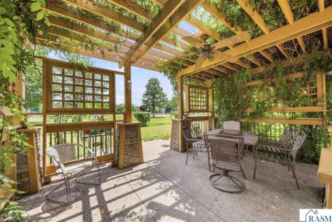 2306 Snowbird Lane North Mankato MN 56003