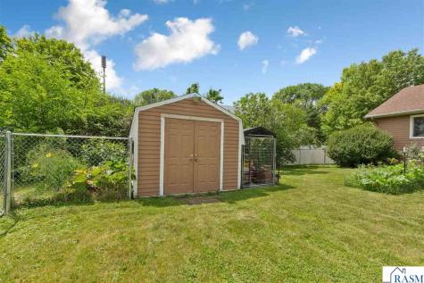 2306 Snowbird Lane North Mankato MN 56003