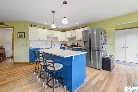 2306 Snowbird Lane North Mankato MN 56003
