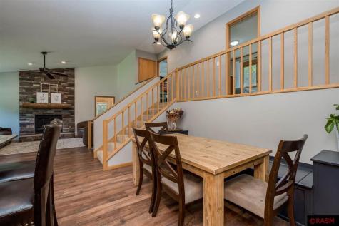 204 Stonehenge Drive Mankato MN 56001