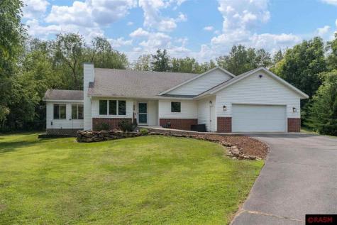 204 Stonehenge Drive Mankato MN 56001