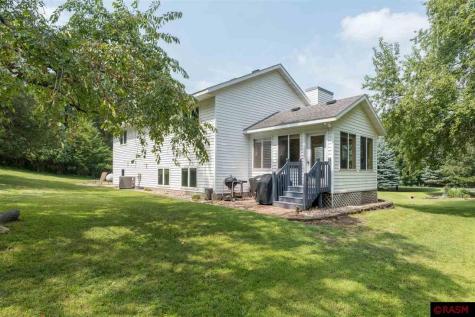 204 Stonehenge Drive Mankato MN 56001