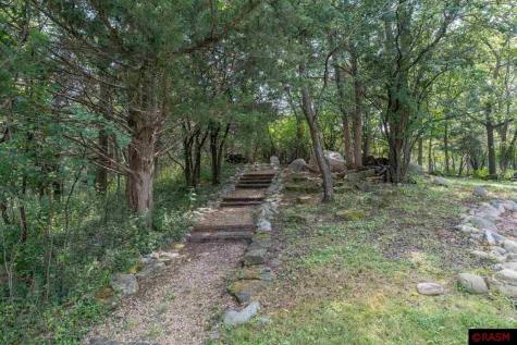 204 Stonehenge Drive Mankato MN 56001