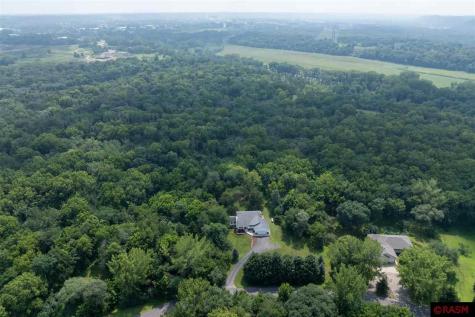 204 Stonehenge Drive Mankato MN 56001