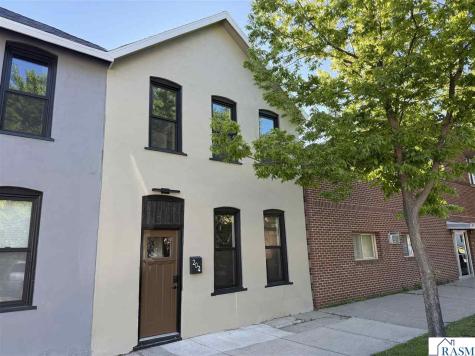 207 S Minnesota Street New Ulm MN 56073