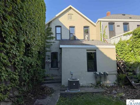 207 S Minnesota Street New Ulm MN 56073