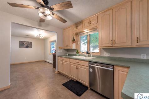 31 E Lake Avenue Minnesota Lake MN 56068