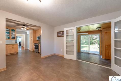31 E Lake Avenue Minnesota Lake MN 56068