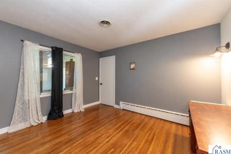 31 E Lake Avenue Minnesota Lake MN 56068