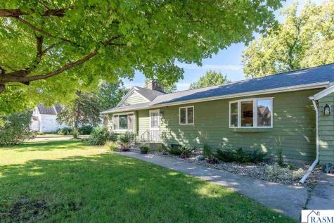 31 E Lake Avenue Minnesota Lake MN 56068
