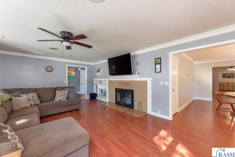31 E Lake Avenue Minnesota Lake MN 56068