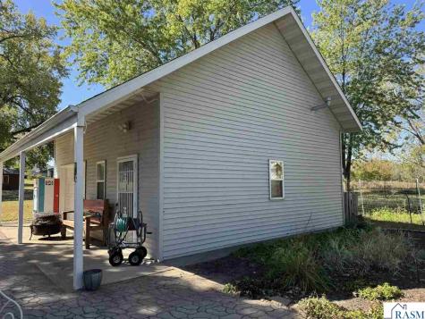 1960 Cottonwood Lake Drive Windom MN 56101