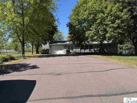 1960 Cottonwood Lake Drive Windom MN 56101