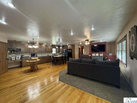 1960 Cottonwood Lake Drive Windom MN 56101