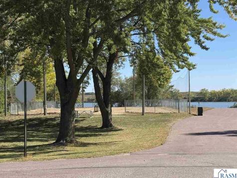 1960 Cottonwood Lake Drive Windom MN 56101