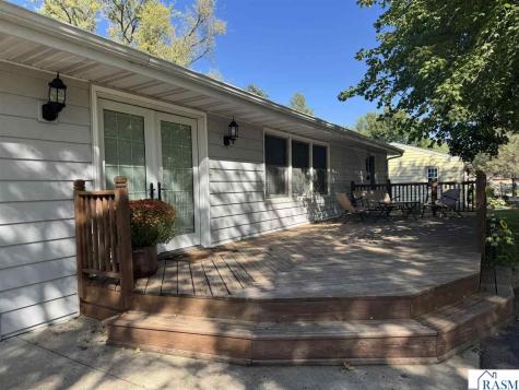 1960 Cottonwood Lake Drive Windom MN 56101