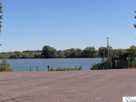 1960 Cottonwood Lake Drive Windom MN 56101