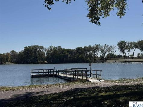 1960 Cottonwood Lake Drive Windom MN 56101