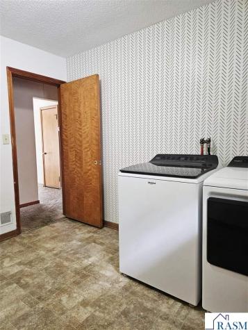610 5th Street North New Ulm MN 56073