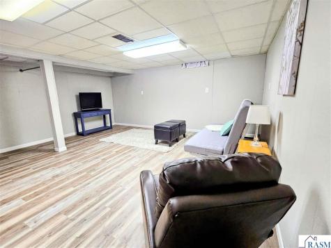 610 5th Street North New Ulm MN 56073