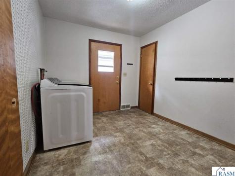 610 5th Street North New Ulm MN 56073