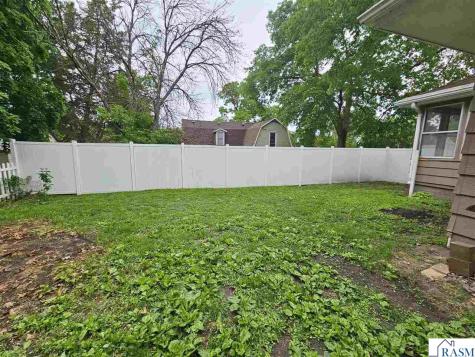 610 5th Street North New Ulm MN 56073