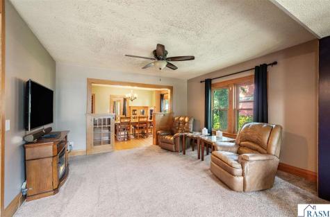 312 W 2nd Street Blue Earth MN 56013