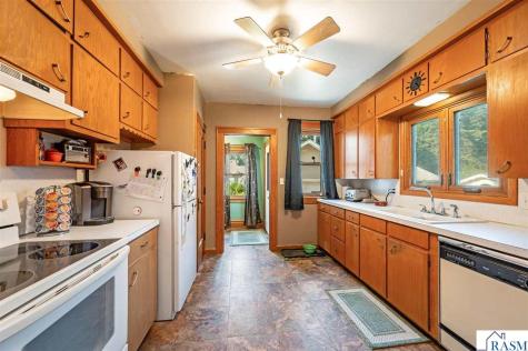312 W 2nd Street Blue Earth MN 56013