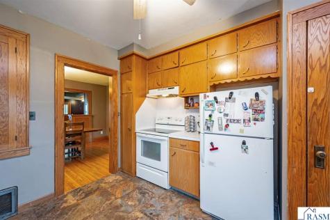312 W 2nd Street Blue Earth MN 56013