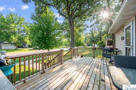 312 W 2nd Street Blue Earth MN 56013