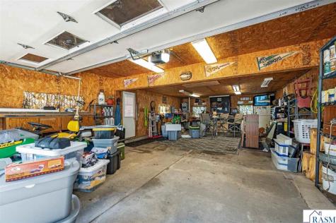 312 W 2nd Street Blue Earth MN 56013
