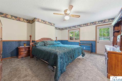 1139 N 10th Street St. James MN 56081