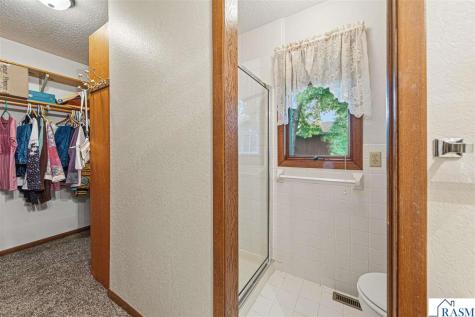 1139 N 10th Street St. James MN 56081