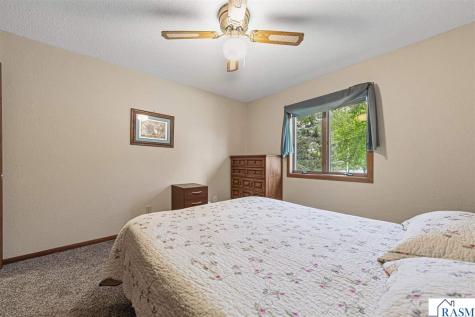 1139 N 10th Street St. James MN 56081