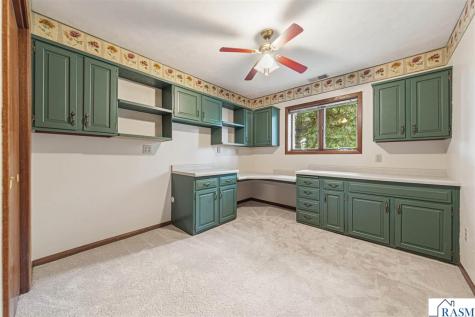 1139 N 10th Street St. James MN 56081