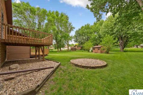1139 N 10th Street St. James MN 56081