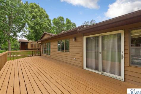1139 N 10th Street St. James MN 56081