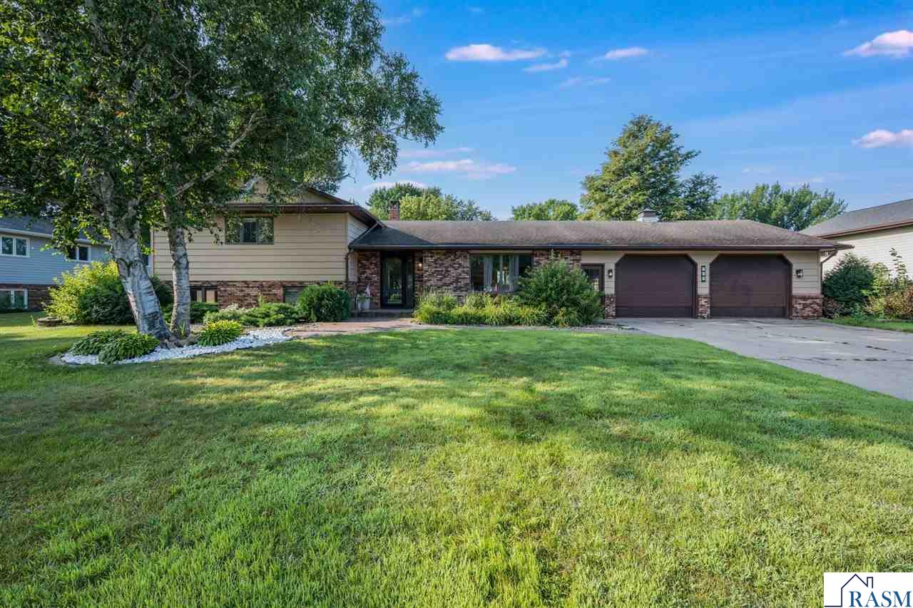702 SW 8th Street Wells MN 56097