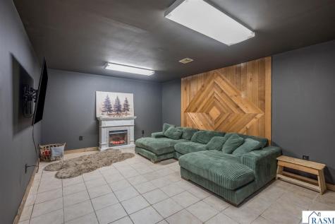 702 SW 8th Street Wells MN 56097