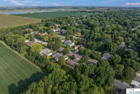 702 SW 8th Street Wells MN 56097