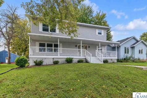 915 N Valley Street New Ulm MN 56073