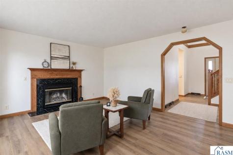 915 N Valley Street New Ulm MN 56073