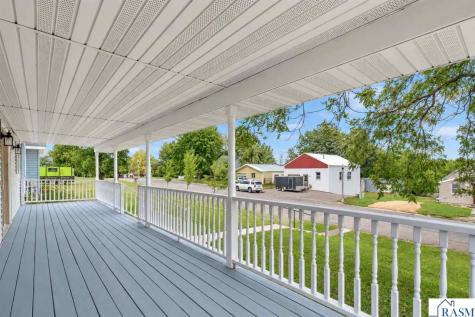 915 N Valley Street New Ulm MN 56073